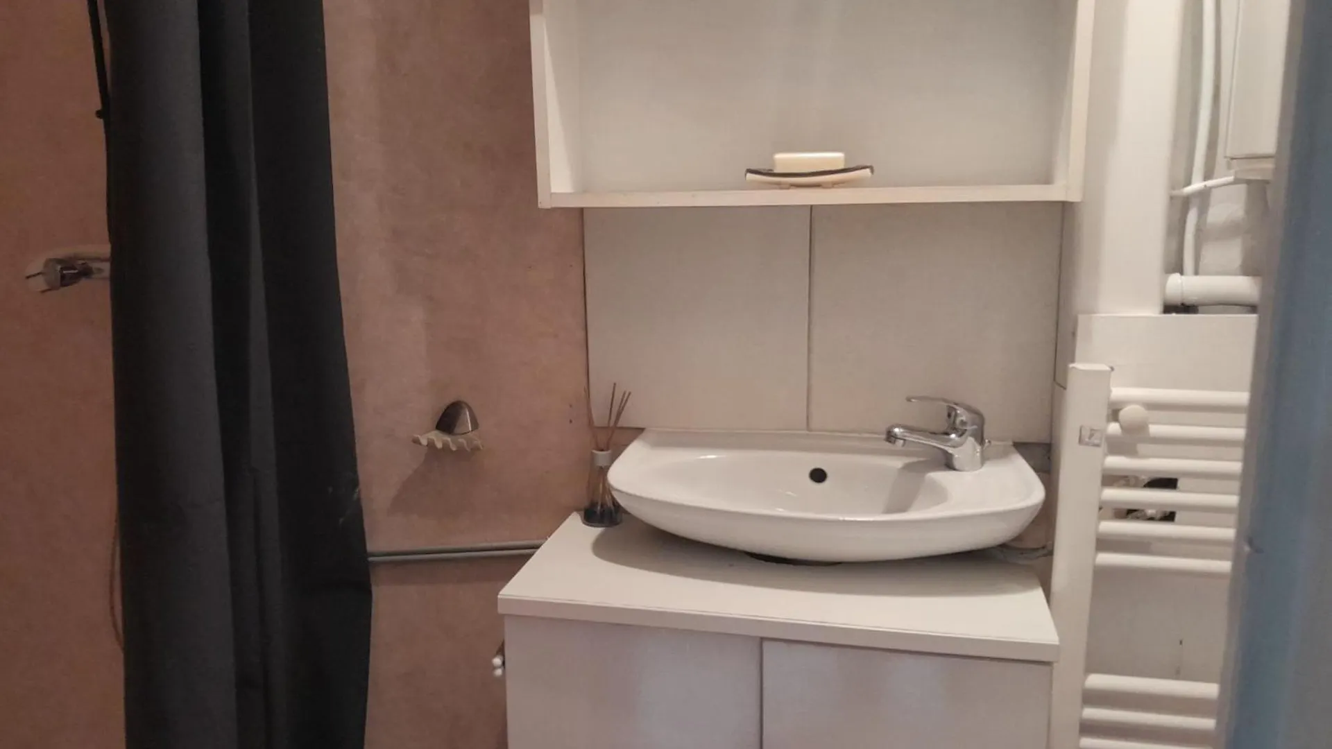 Appartement Privatif En Bord De Riviere 菲雅克 法国